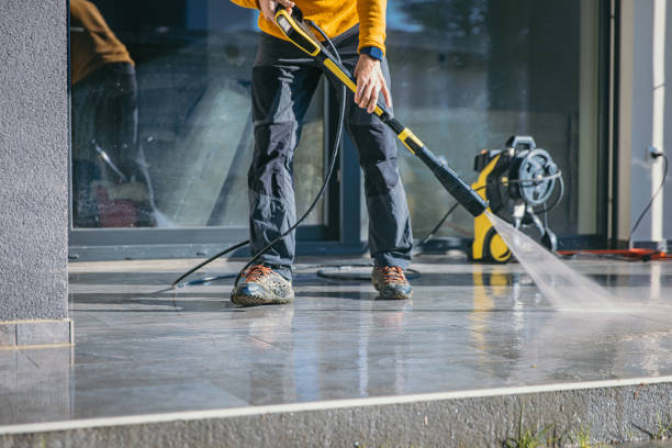 Pressure Washing Estimates in Iron River, MI